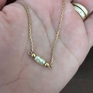 Vintage Avon Gold Tone Pearl Anklet